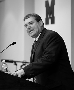 SPORTS_FBC-MICHIGAN-HOKE_1_DE-1024x1249